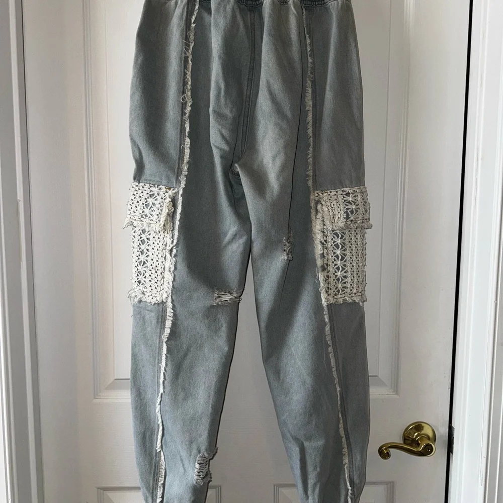 POL Women's Light Blue Jeans with Lace crochet Detail Rebel Joggers Sz S - Picture 5 of 11